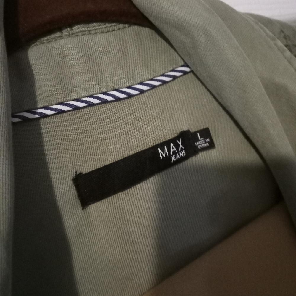 Jacket with drawstring - Picture 4 of 6